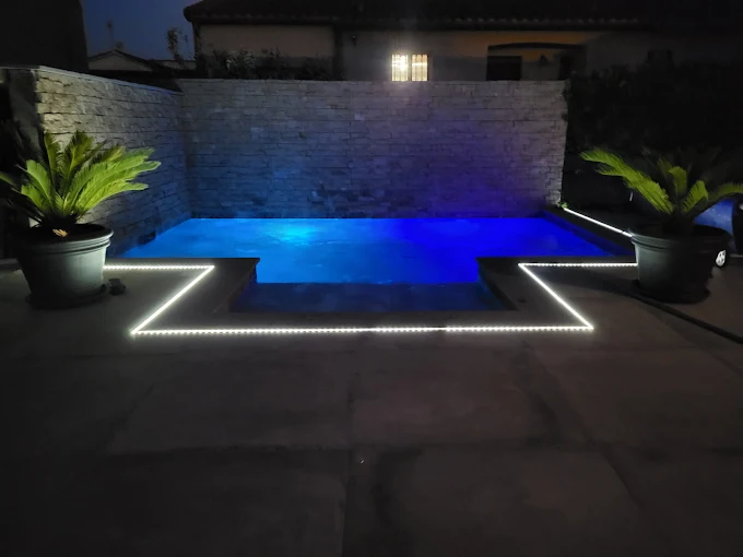 Piscine et éclairage